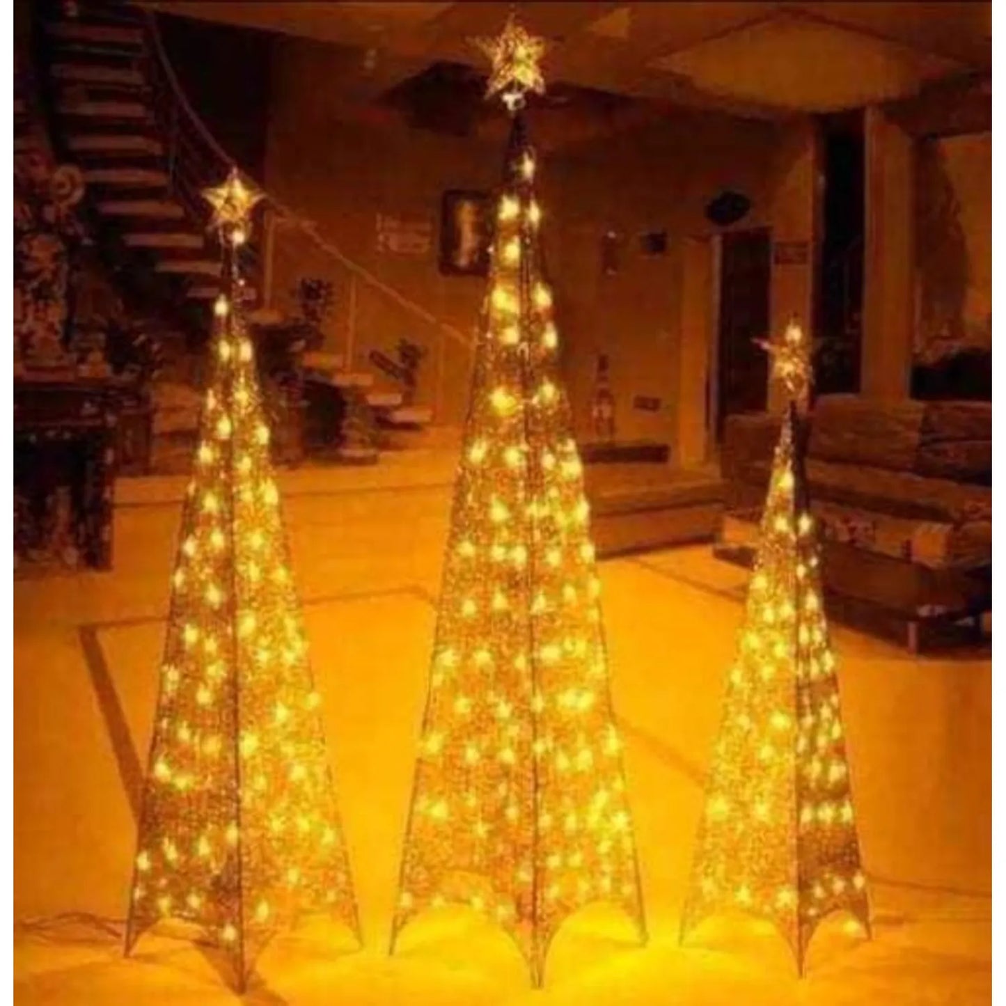 Árbol de Navidad LED Piramidal 210 cm - Moderno y Fácil de Armar